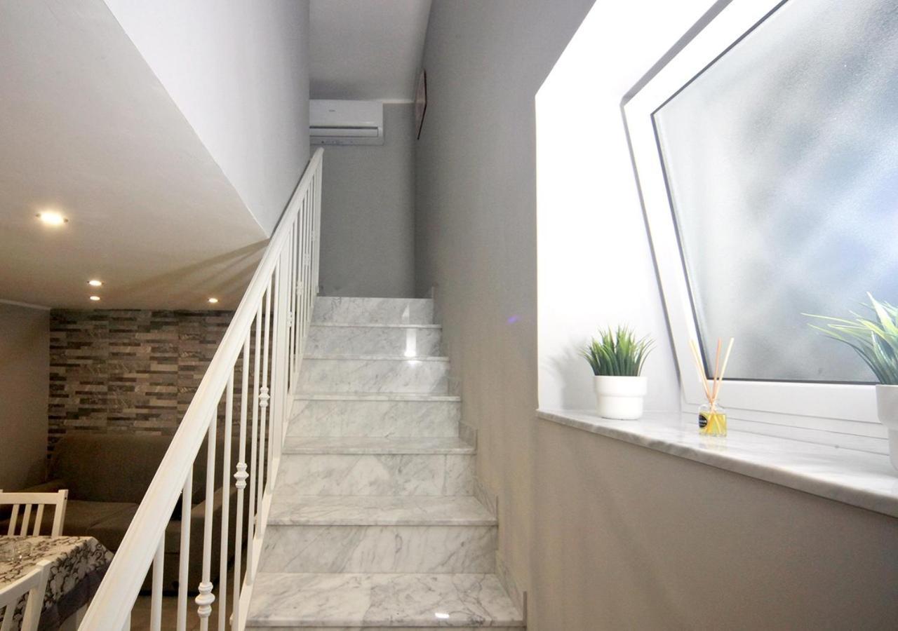 Apartamento La Casa Di Helena Nápoles Exterior foto
