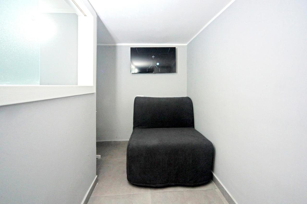 Apartamento La Casa Di Helena Nápoles Exterior foto